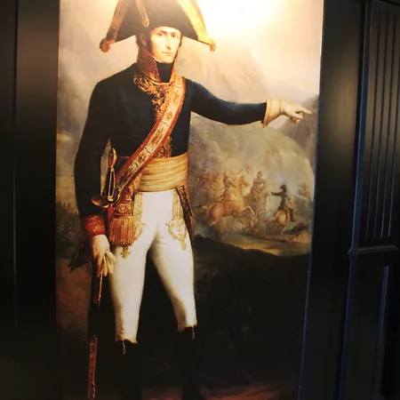 Hotel Saint Cyr Etoile Paris
