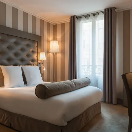 Hotel Saint Cyr Etoile 3*