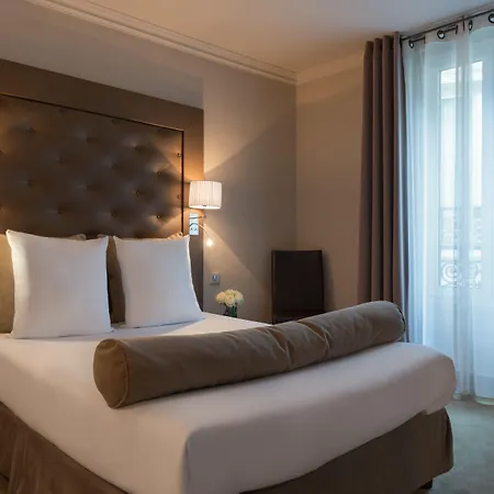 Hotel Saint Cyr Etoile Paris