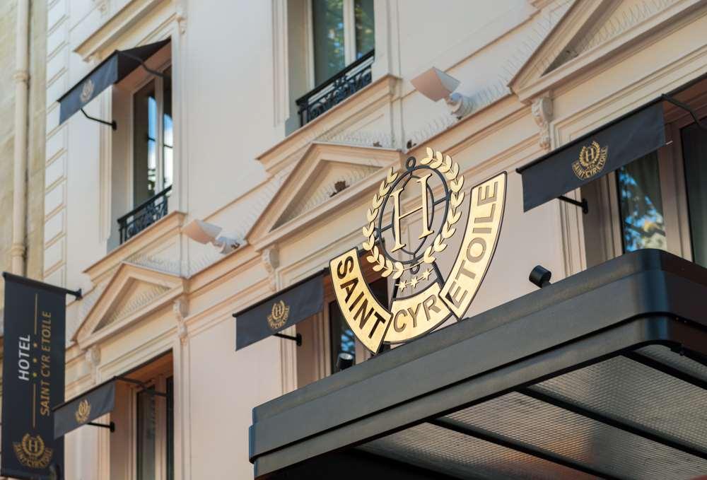 Saint Cyr Etoile Hotel