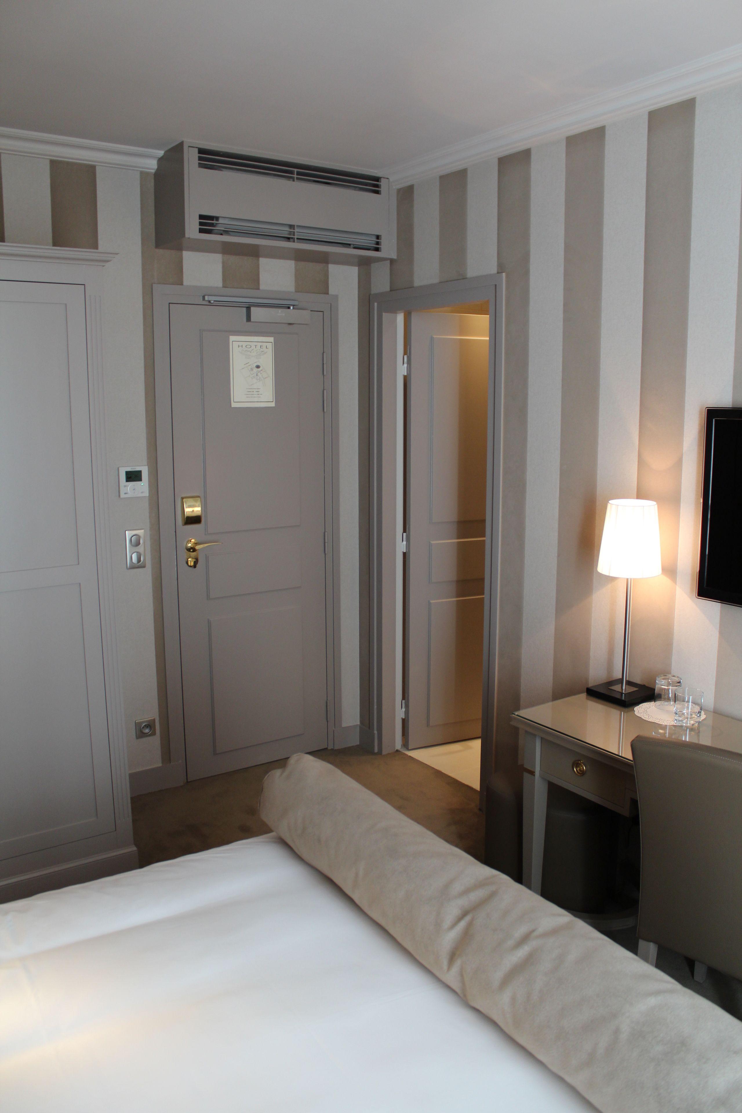 Hotel Saint Cyr Etoile Paris
